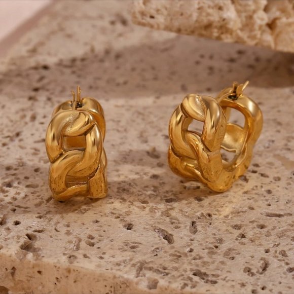 NEW CHUNKY HOOP 18K GOLD CUBAN CHAIN EARRINGS, BEAUTIFUL EARRINGS, CUTE EARRINGS - Picture 4 of 7